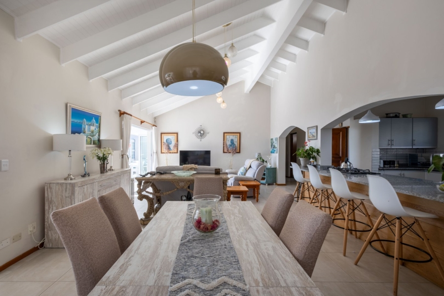 6 Bedroom Property for Sale in Cutty Sark Western Cape